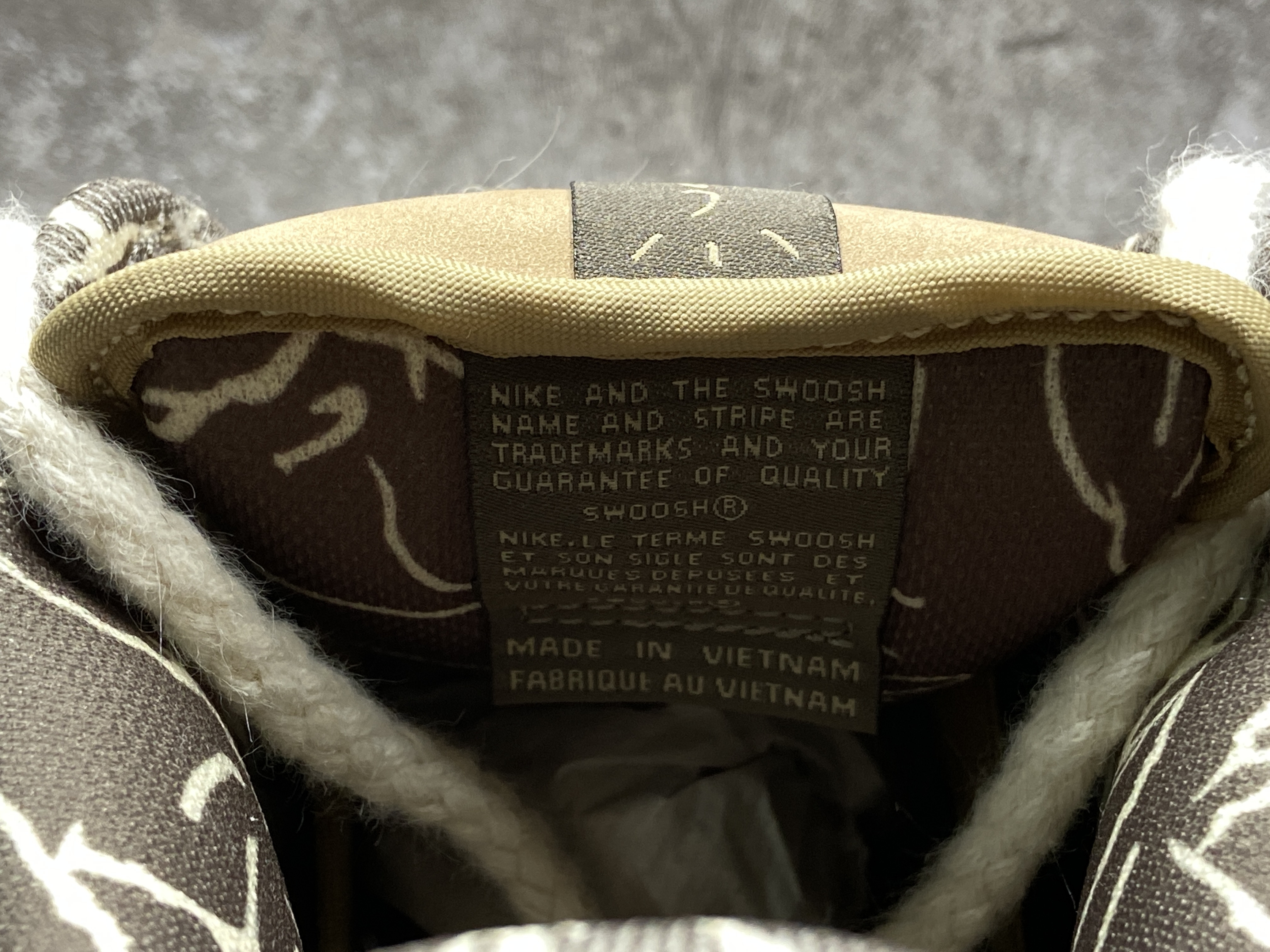 Nike SB Dunk Low Travis Scott (No Shoes Box)