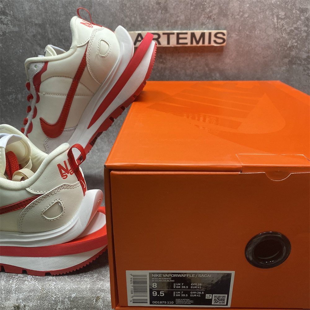 NIKE VAPORWAFFLE SACAI SAIL