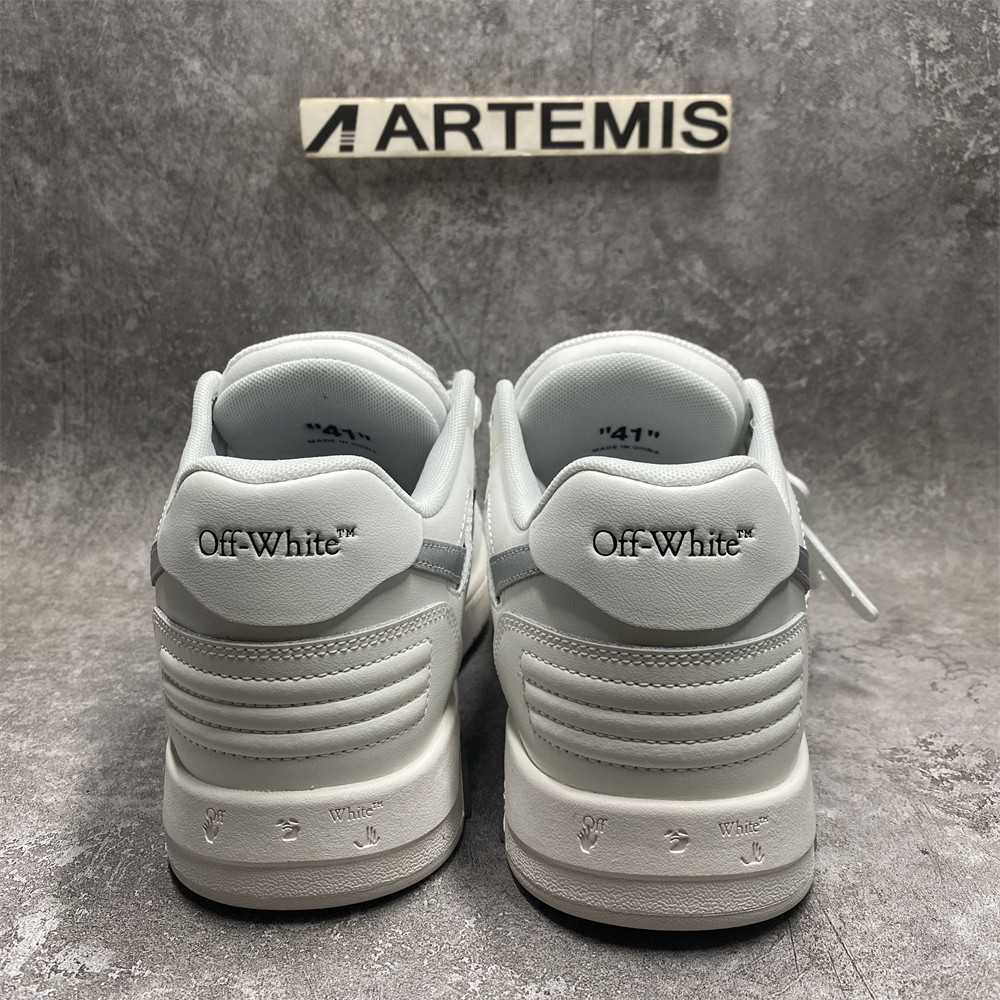 OFF-WHITE OUT OF OFFICE