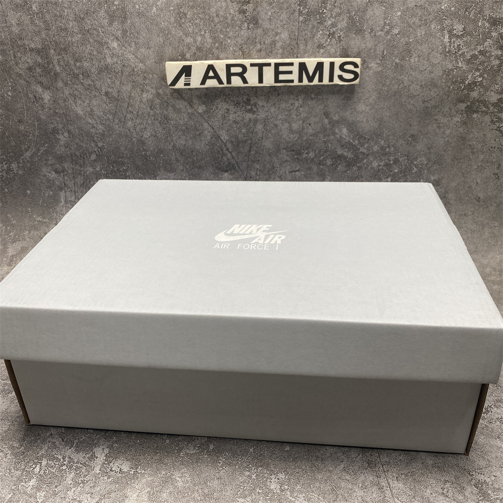 UA Nike Air Force 1 Low