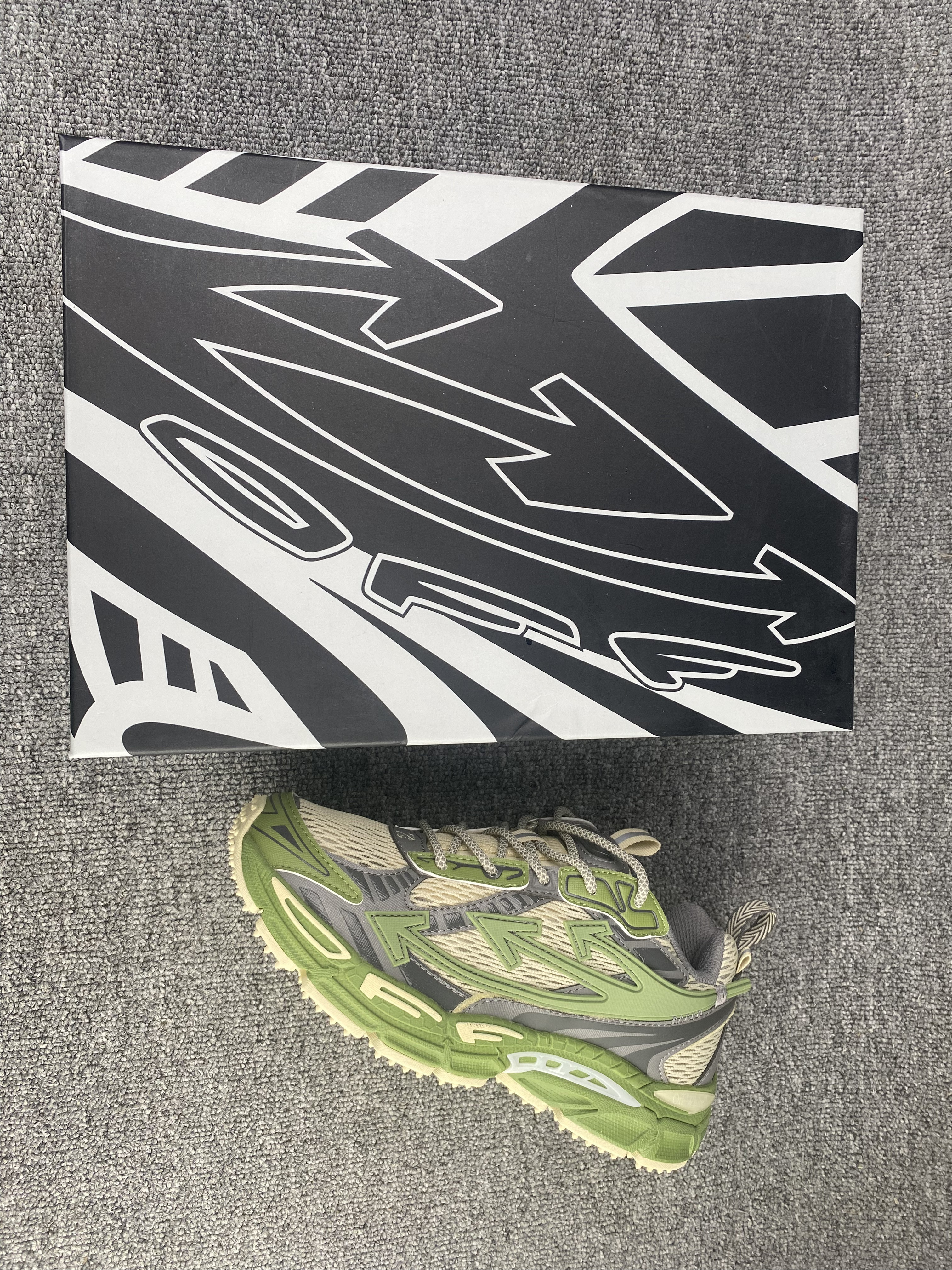 UA Off-White "BE RIGHT BACK"