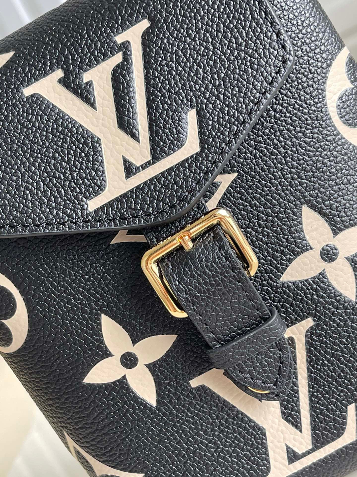 LV TINY BACKPACK M80738