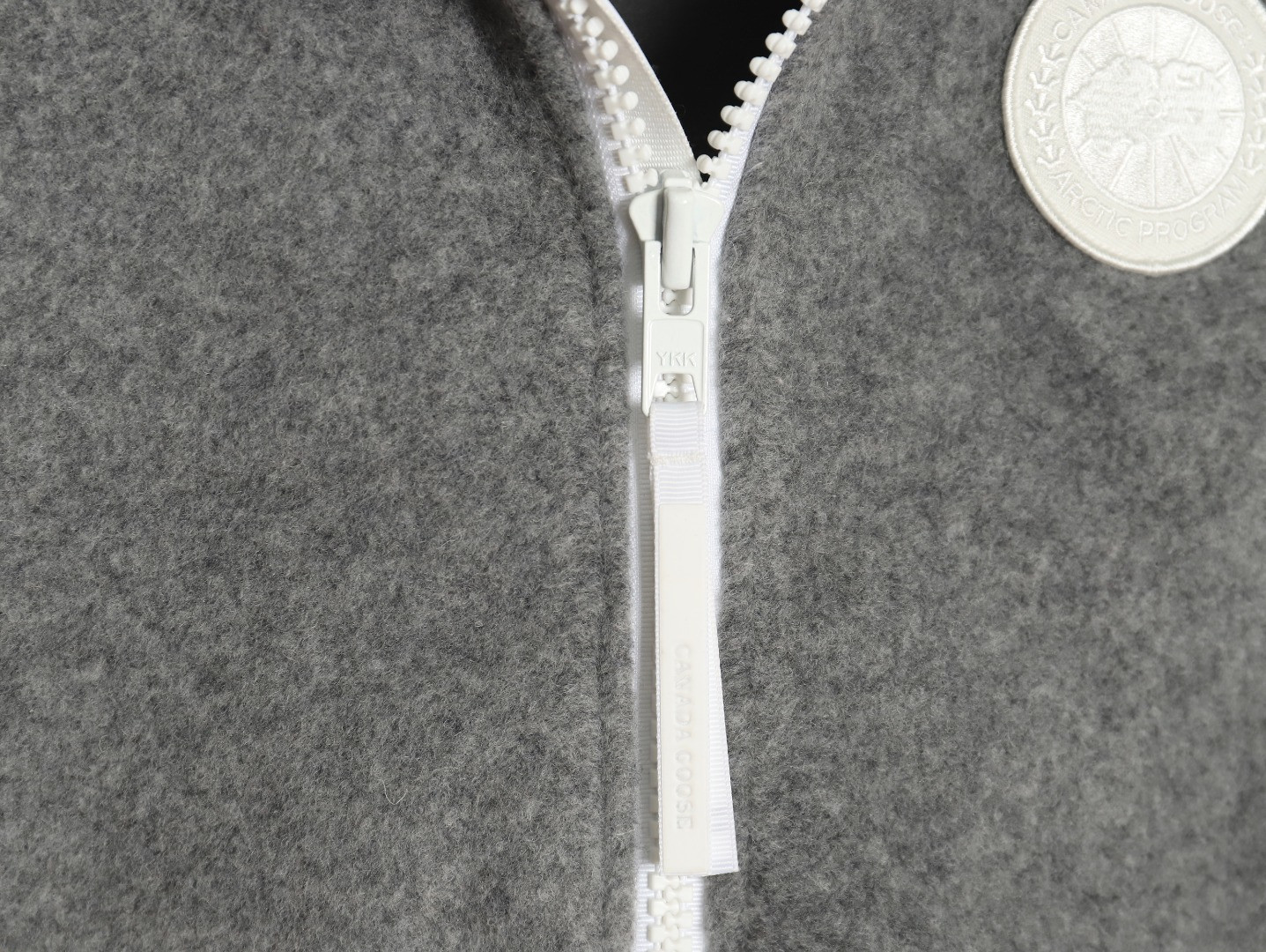 Can*a Go*e lambskin vest