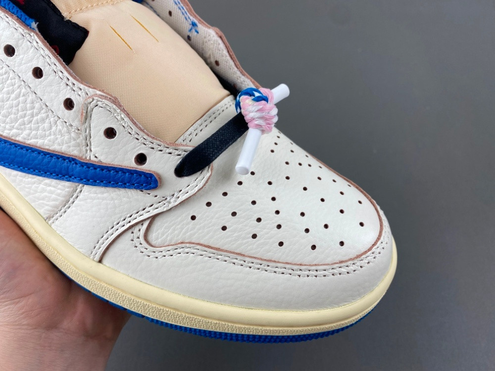 UA Air Jordan 1 Retro Low OG SP Fragment Design x Travis Scott 