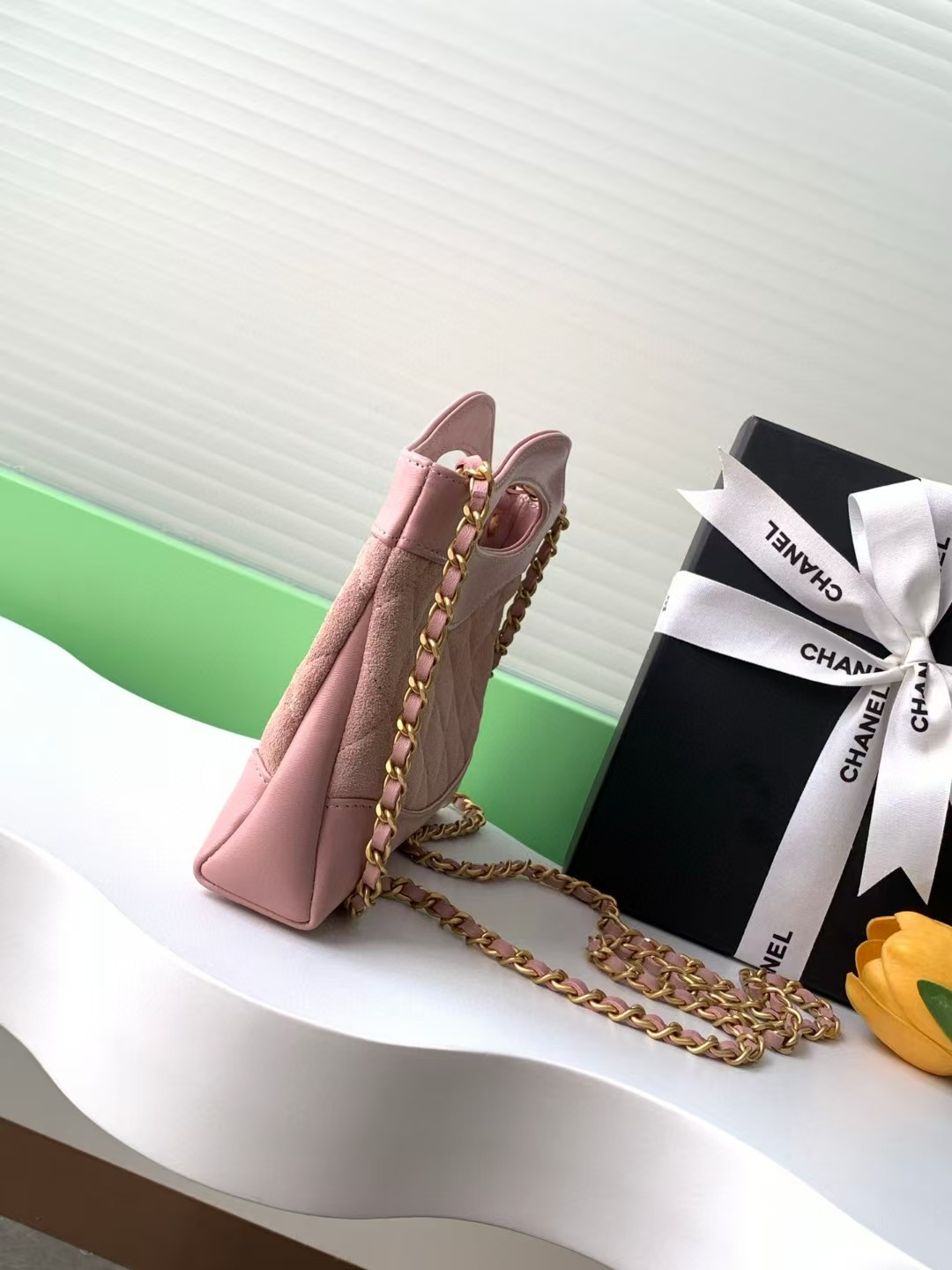 Ch*el 31 nano chain bag as3656 20x17.5x4cm