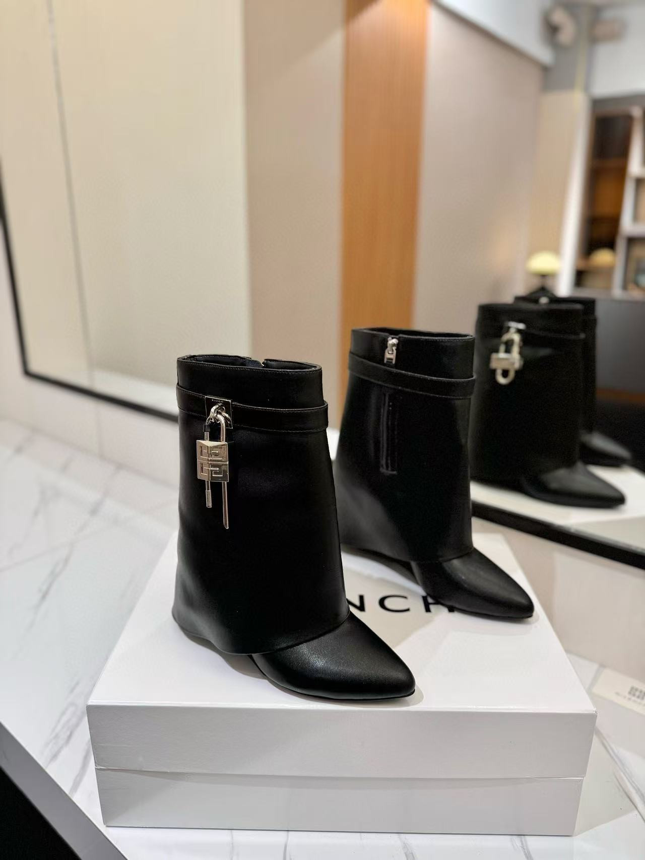 UA Givenchy boots