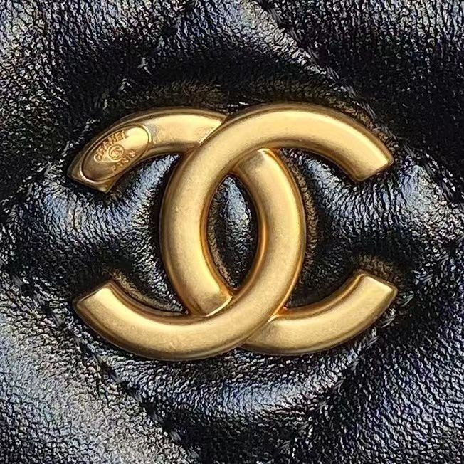 Ch*el hobo chain shoulder bag 20x32x6cm