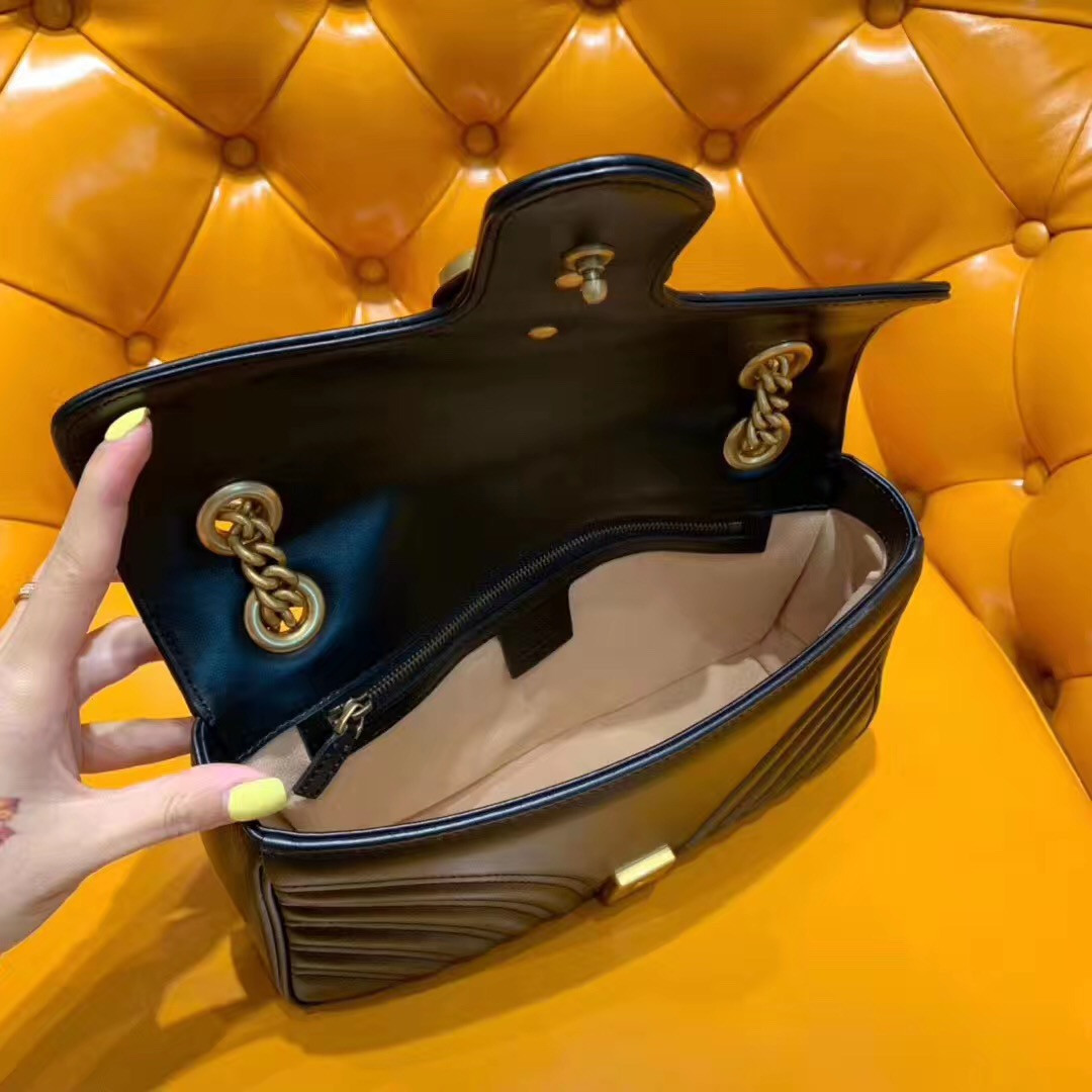 GG Marmont Shoulder Bag 26cm