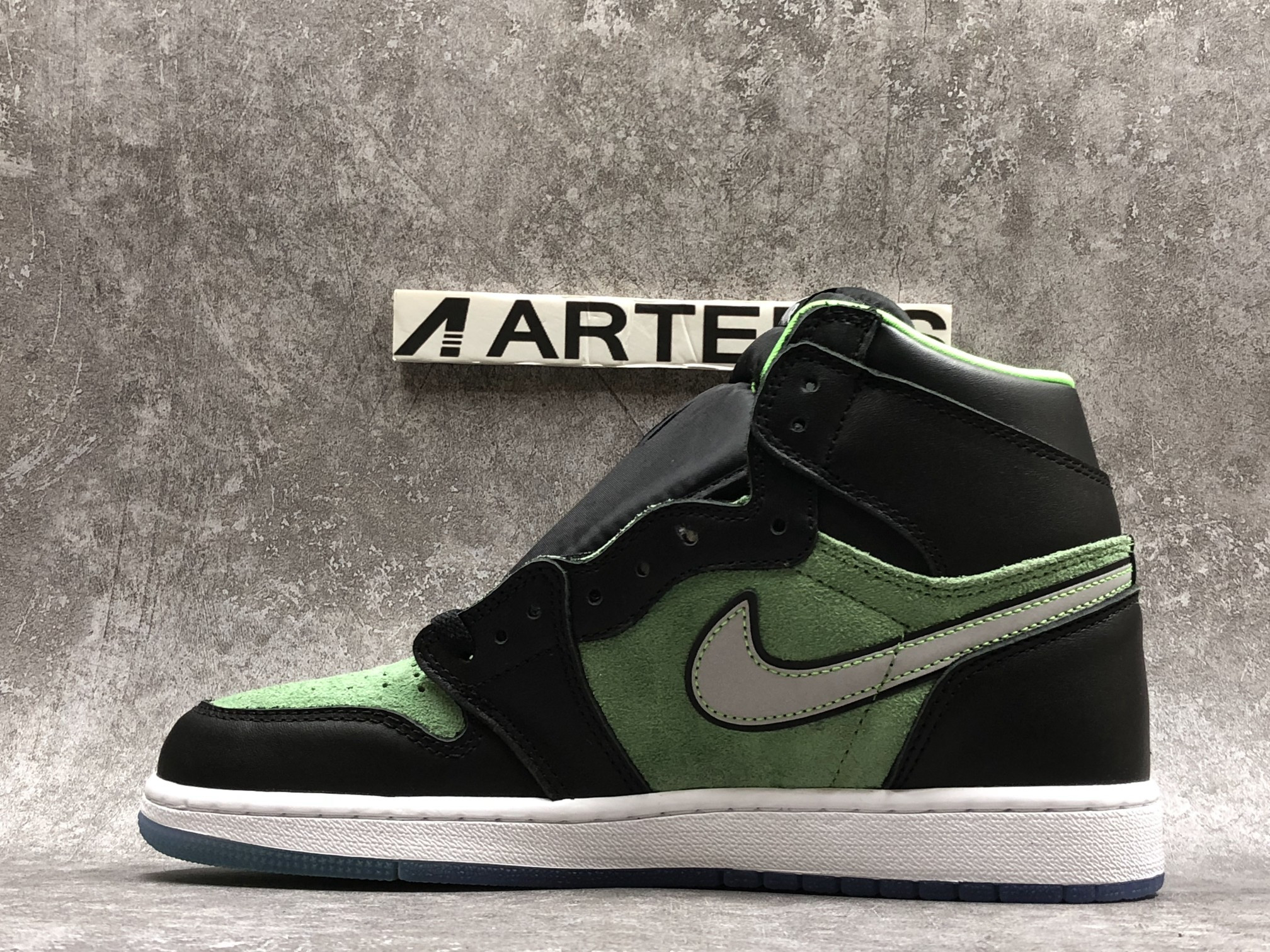 Air Jordan 1 Retro High Zoom Black Green