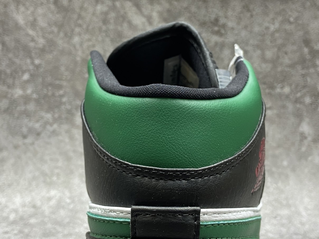 Air Jordan 1 Mid Green Toe