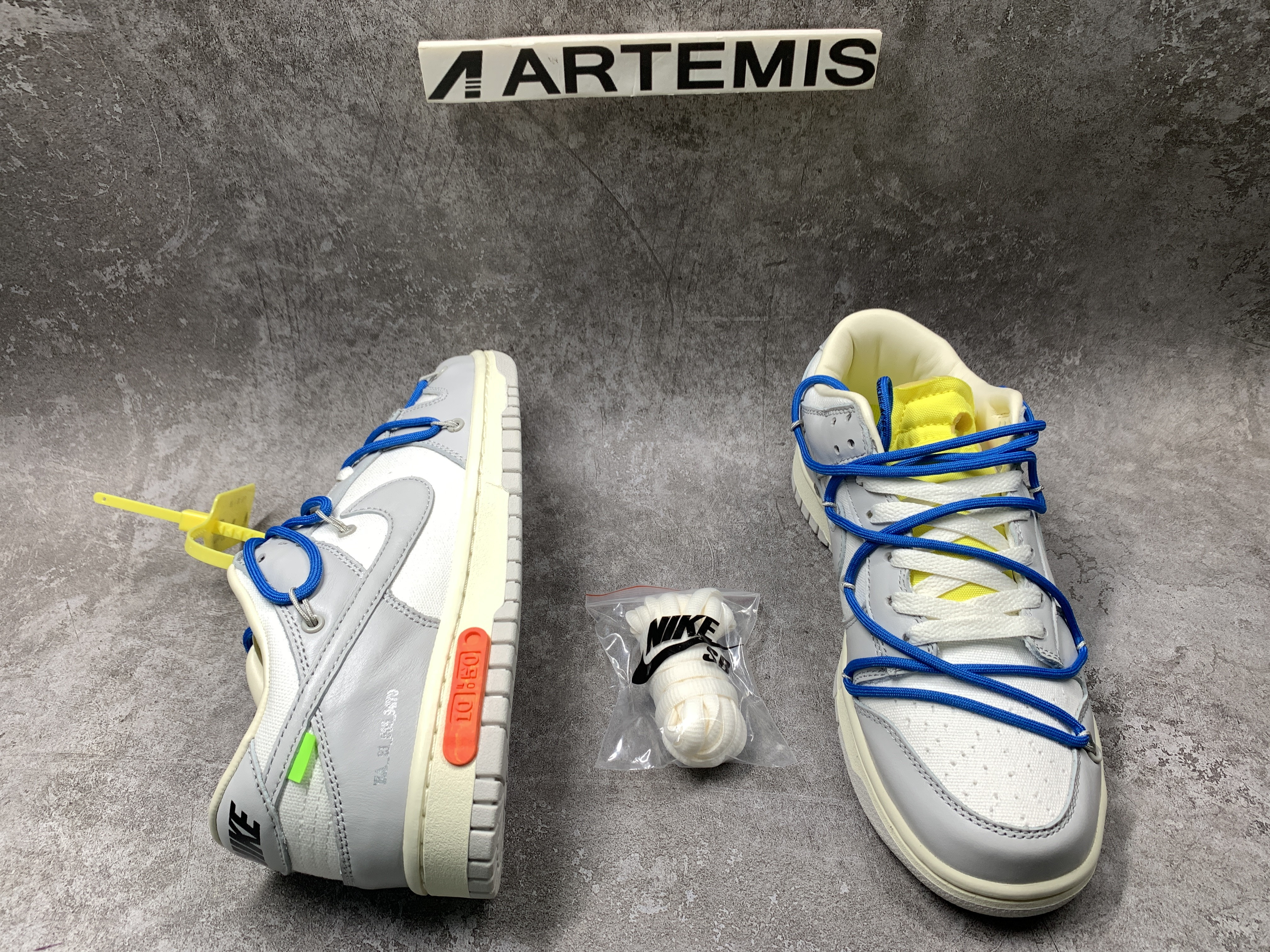 Off-White x Dunk Low