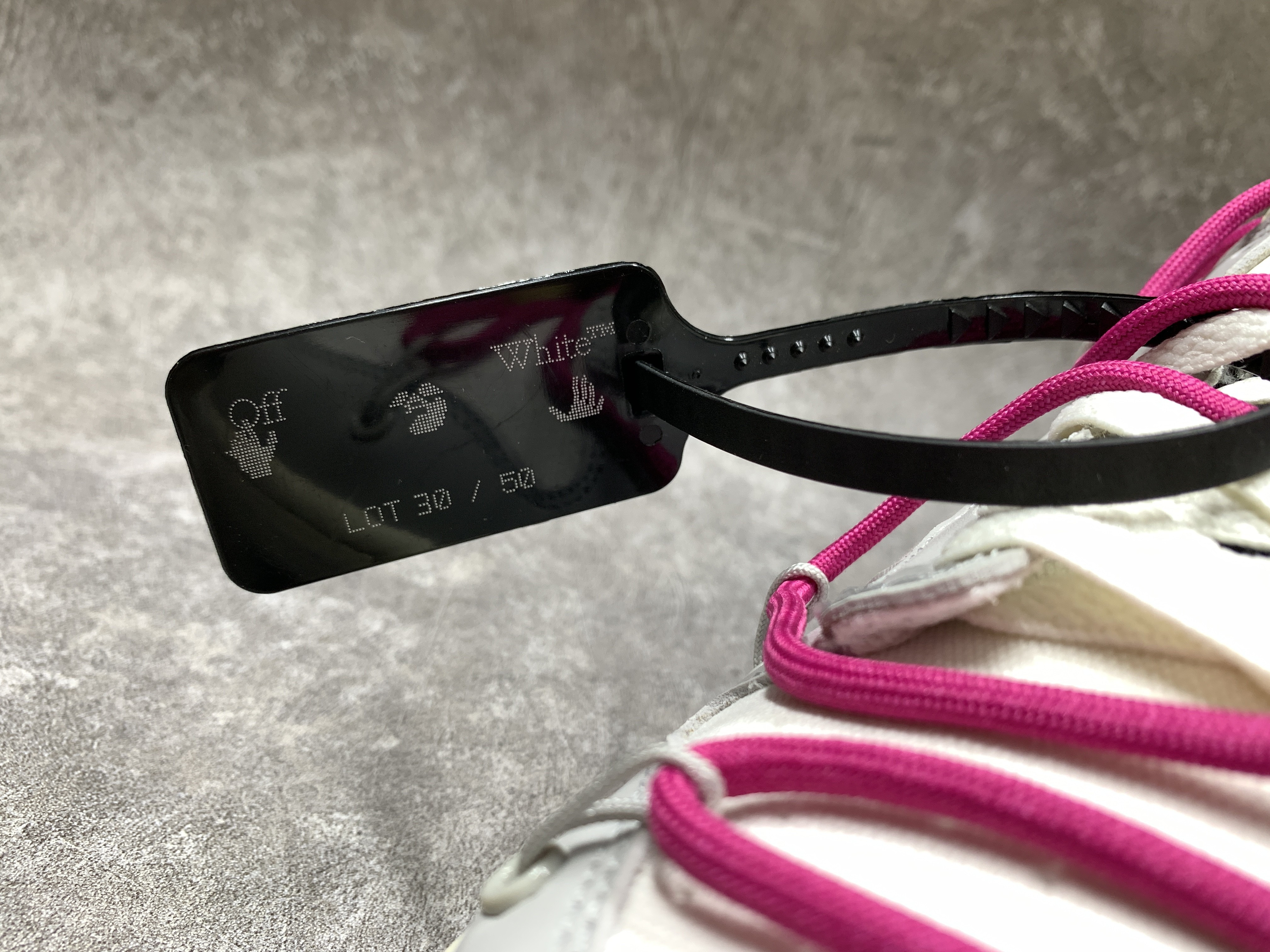 Off-White x Dunk Low Lot 30 of 50