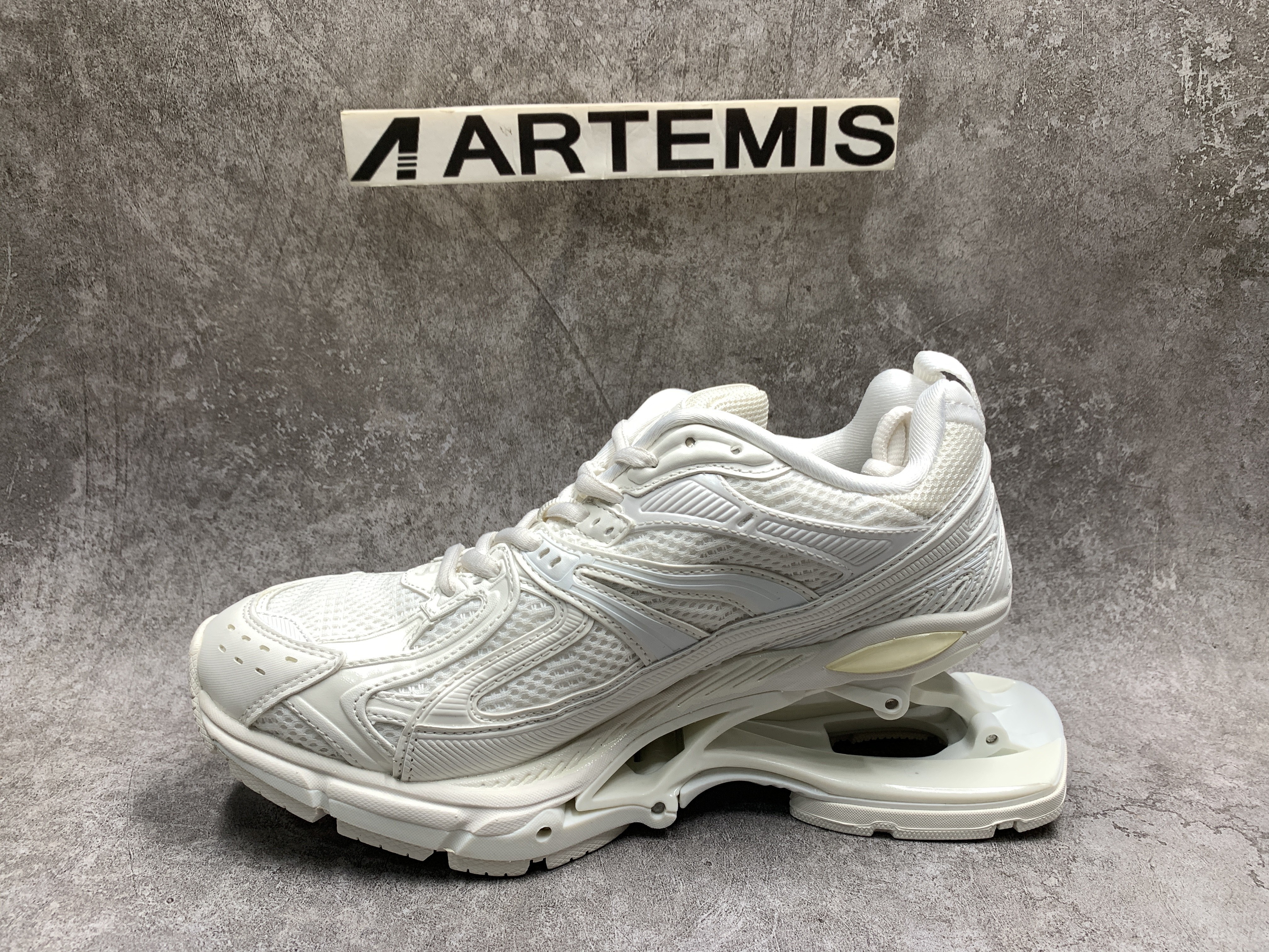 Balenciga X-Pander White