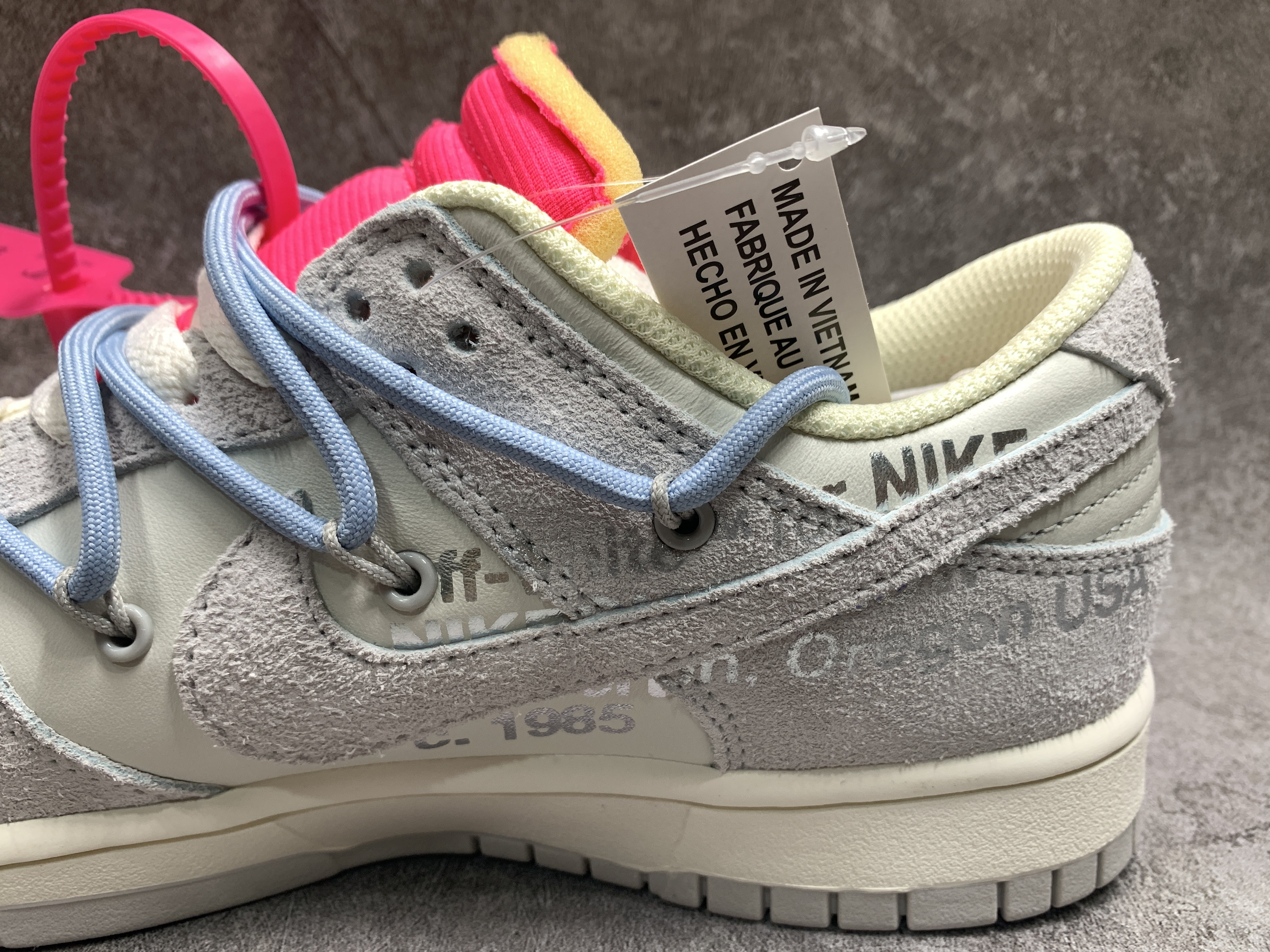 Off-White x Dunk Low Lot 38 of 50