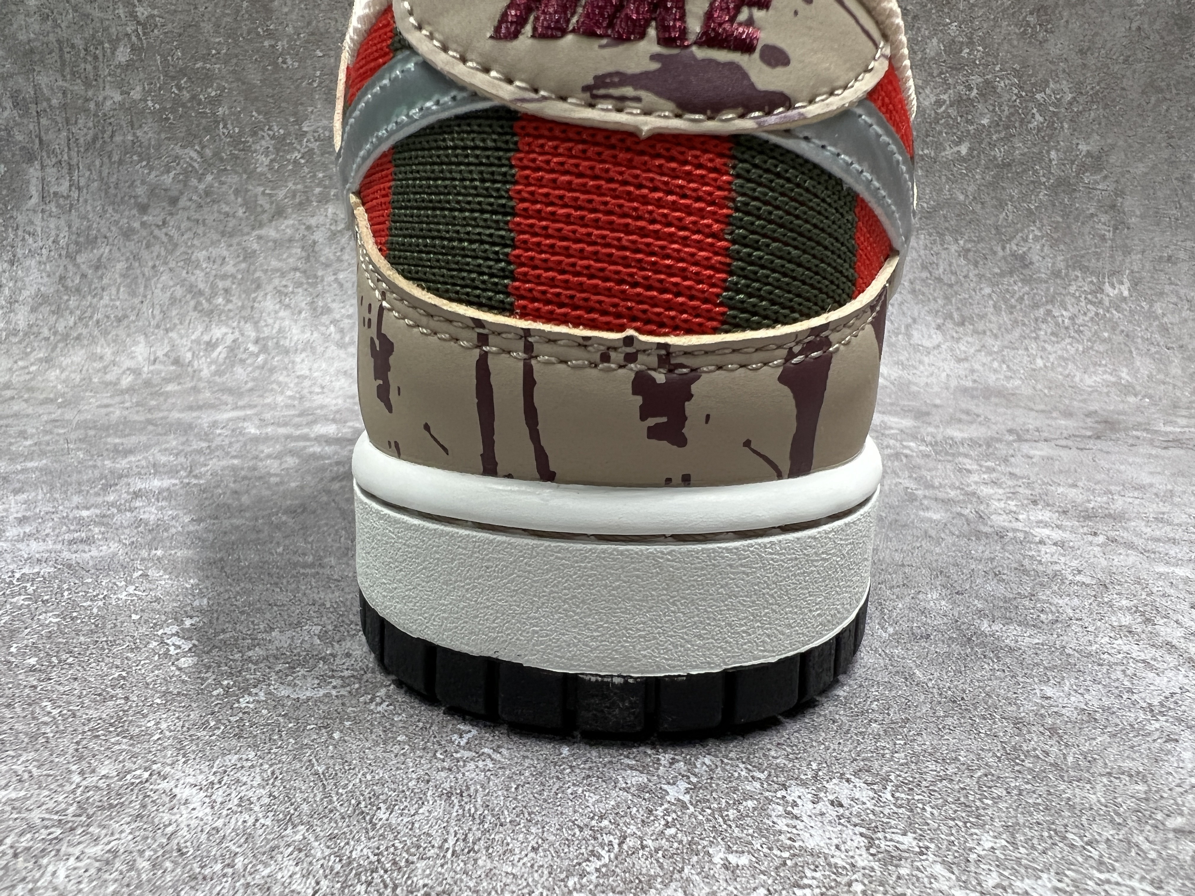 Nike Dunk SB Low Freddy Krueger