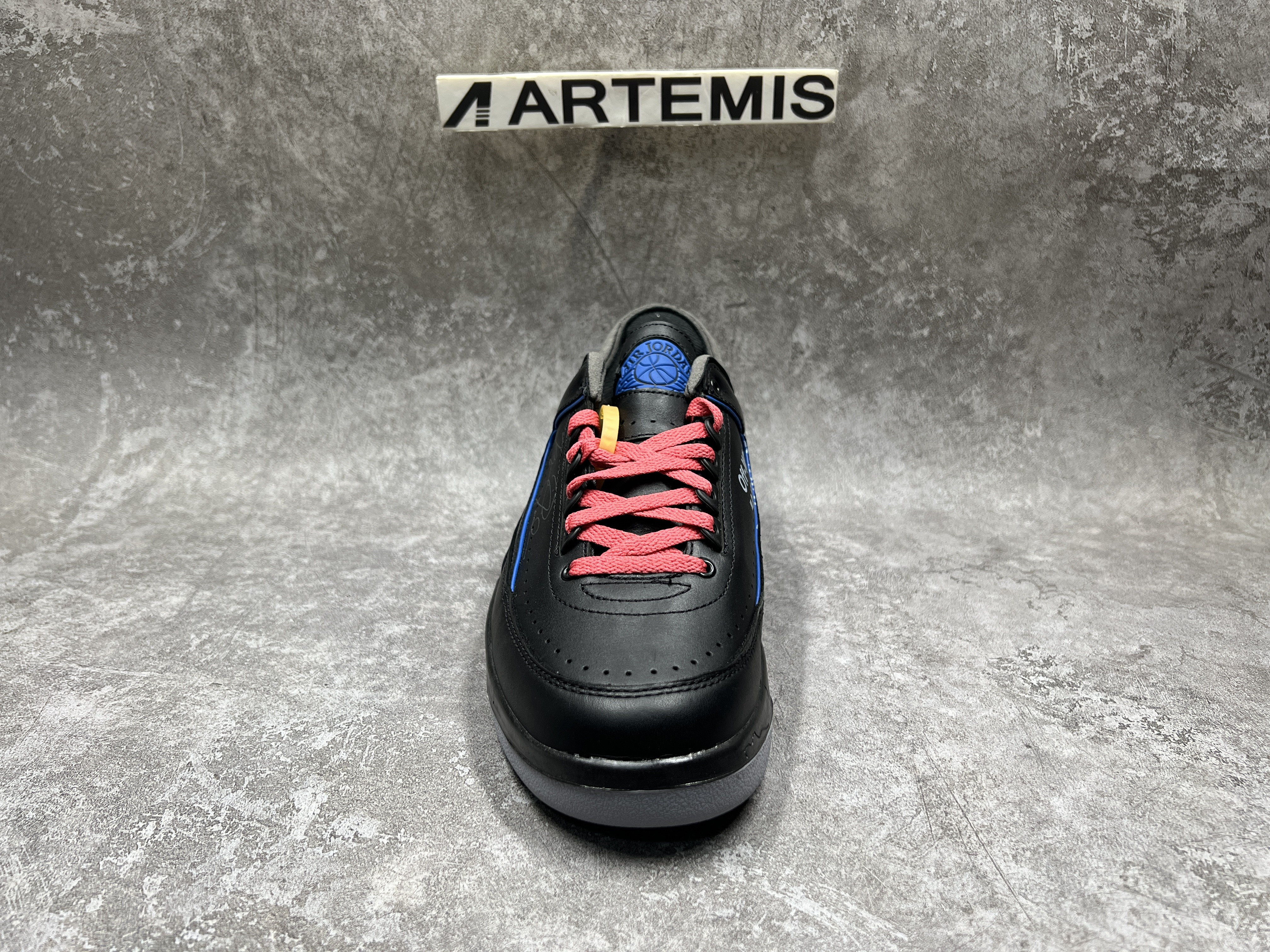 Air Jordan 2 Retro Low SP Off-White Black Blue