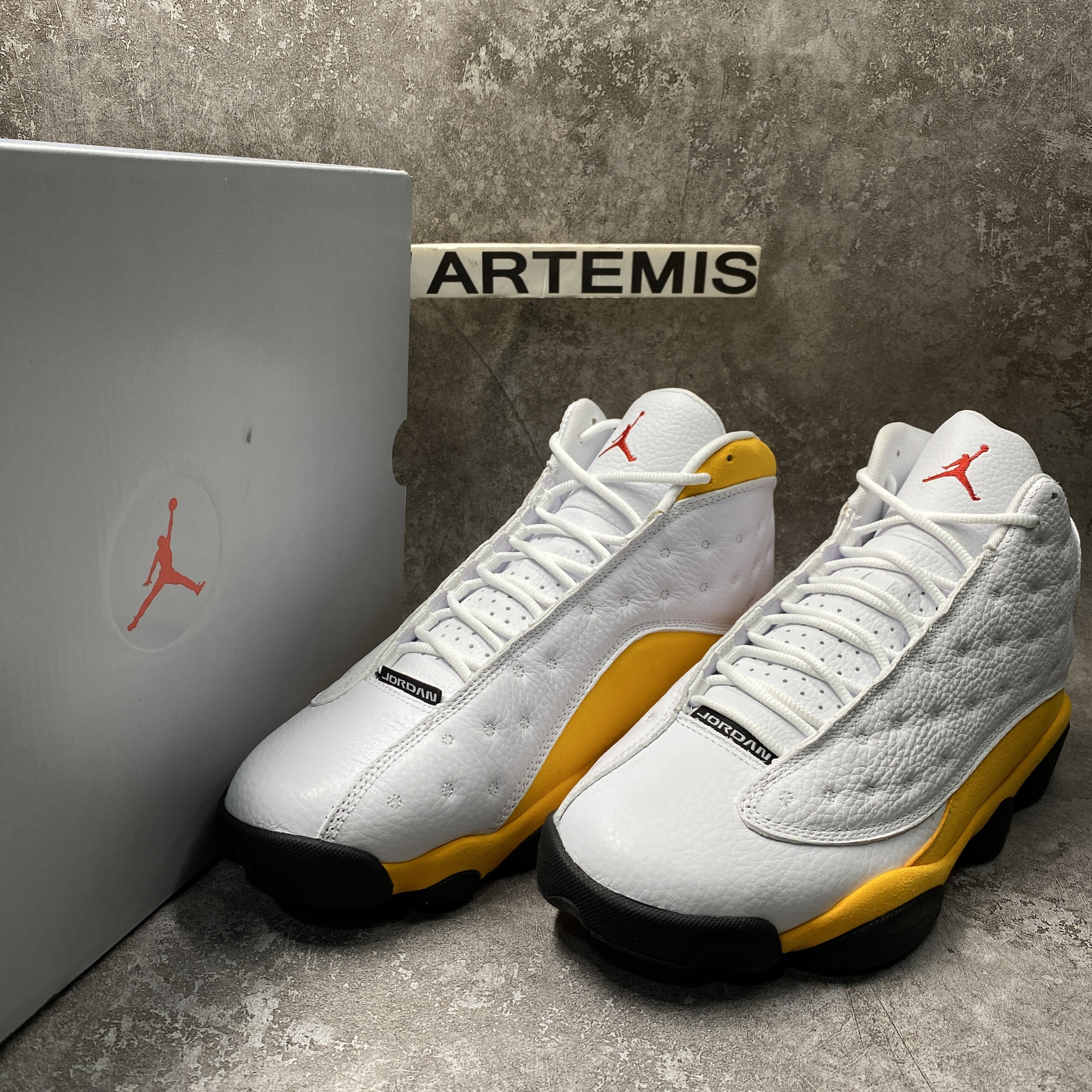 Air Jordan 13 Del Sol