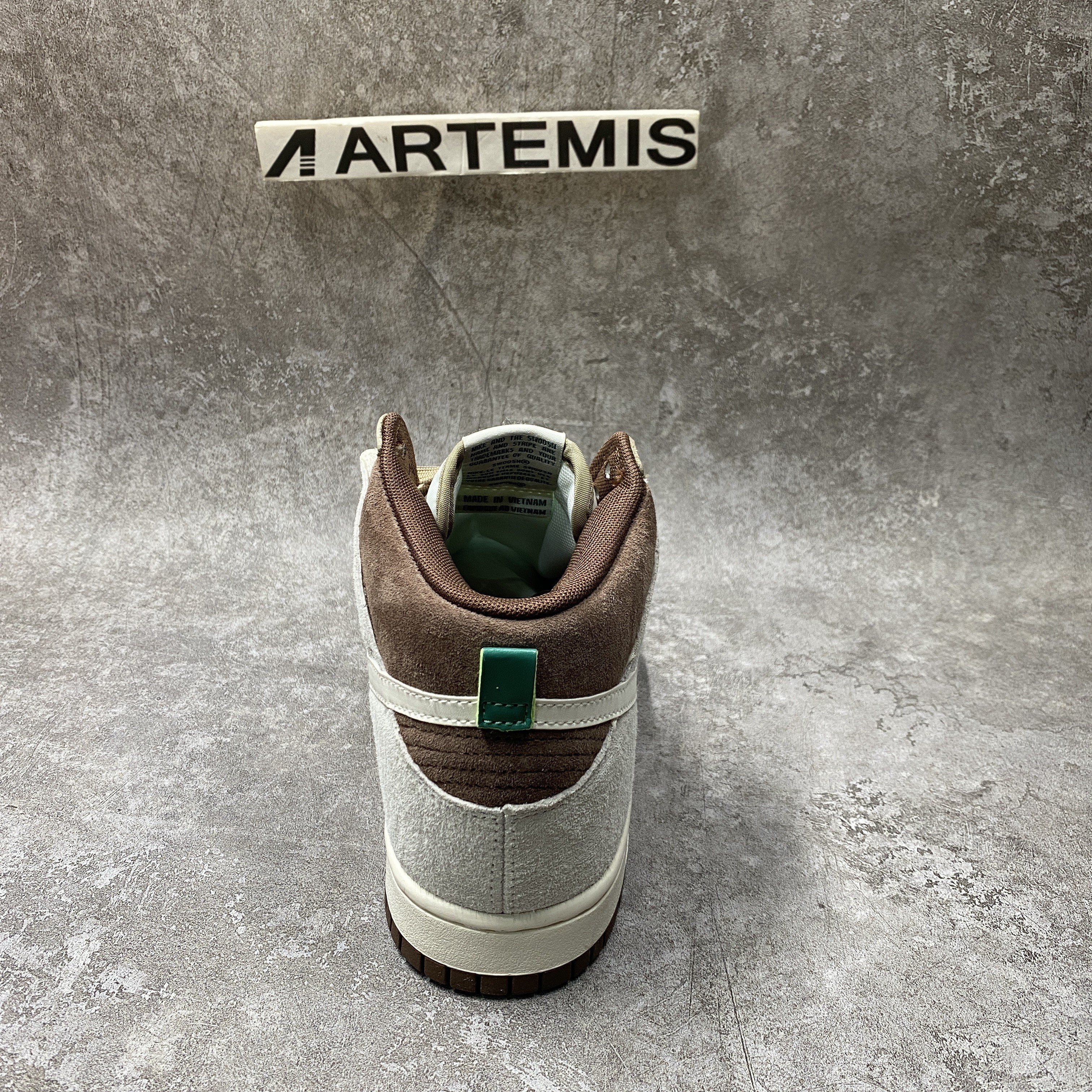 Nike Dunk High Light Chocolate