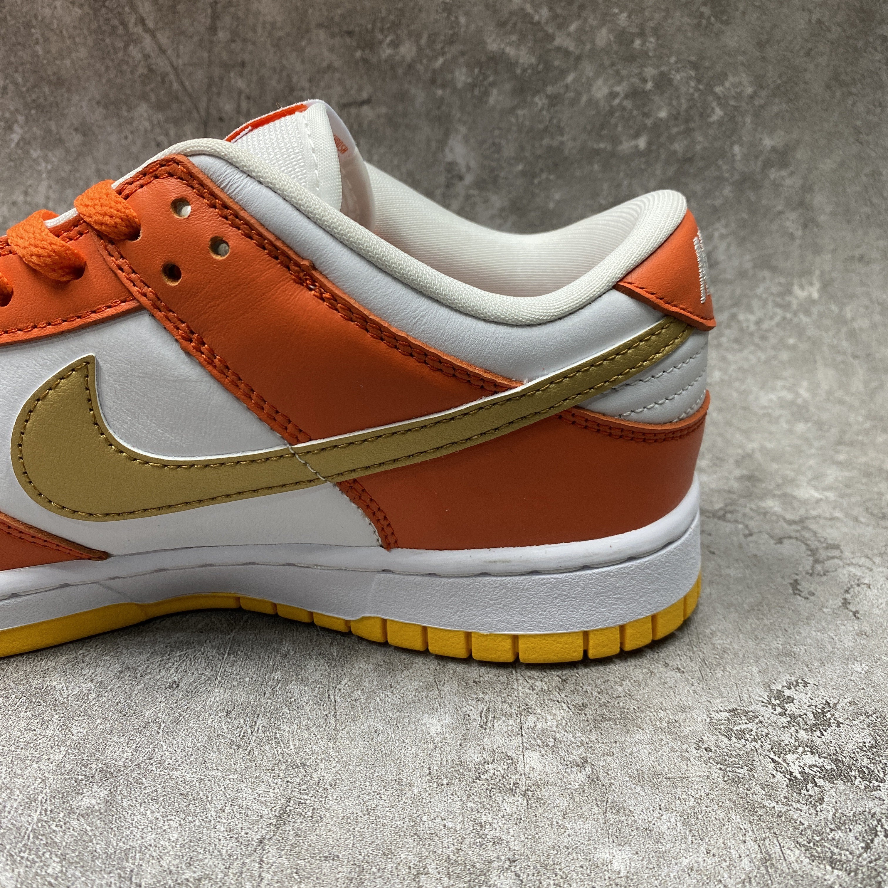 Nike Dunk Low University Gold