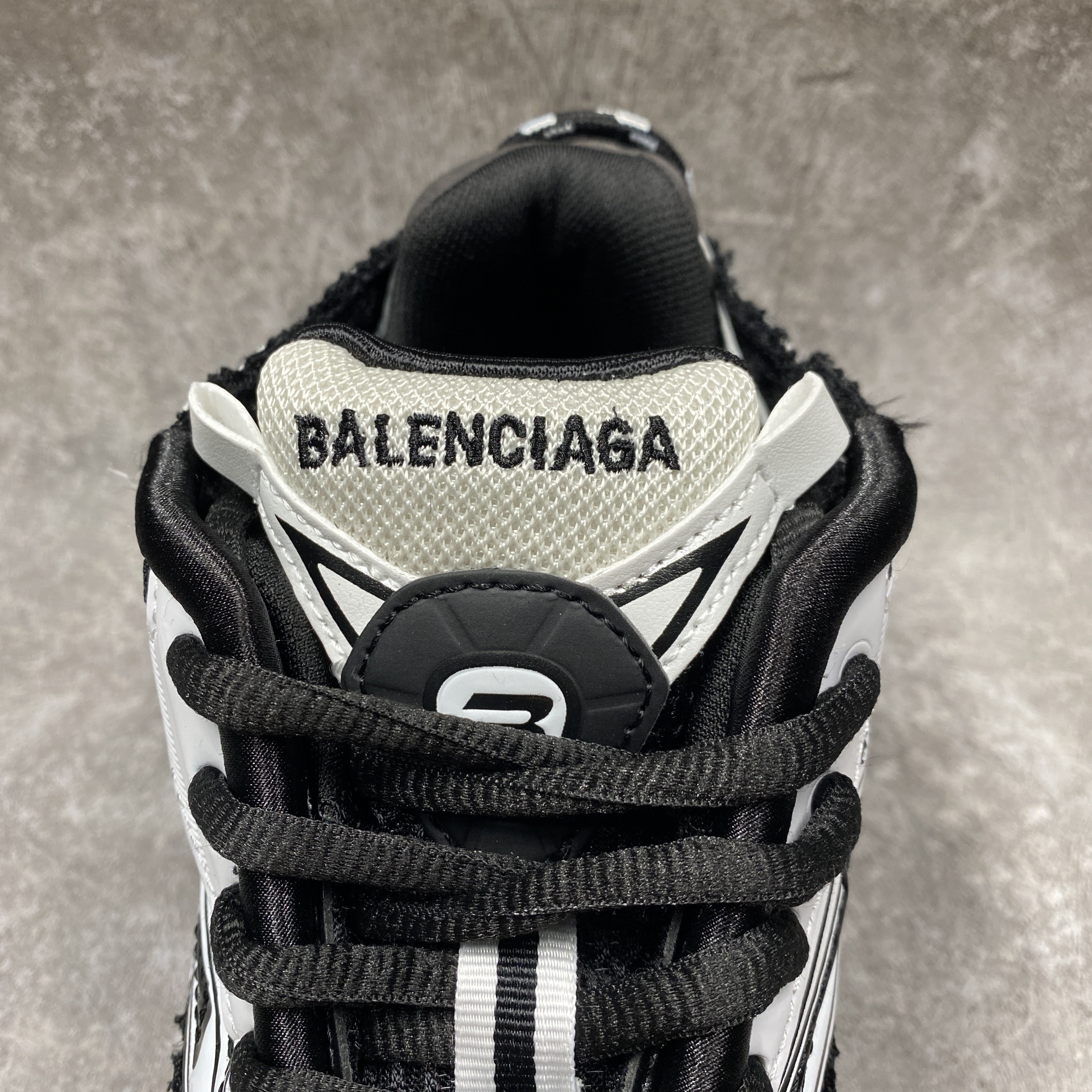 Balenciga Runner Sneaker Black White