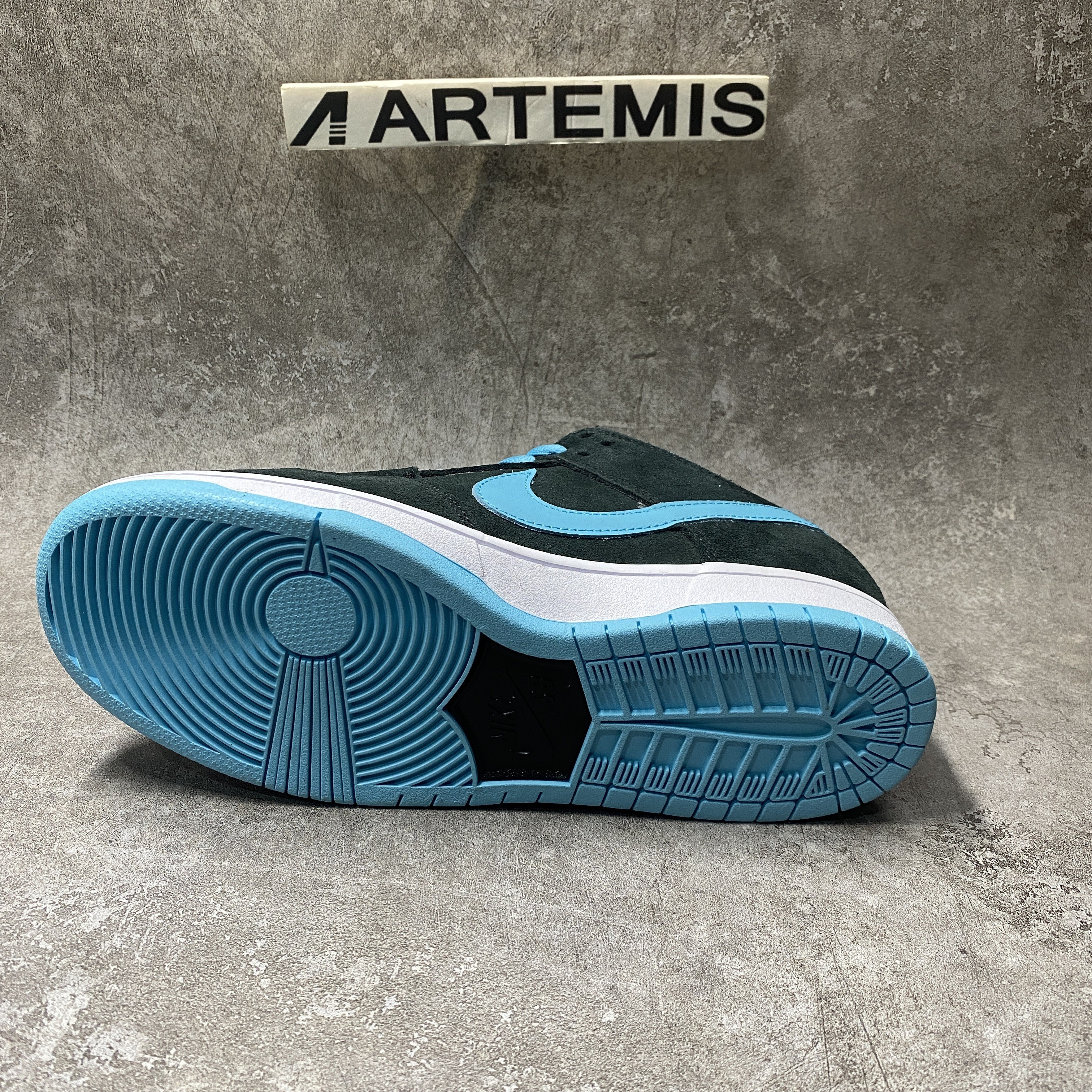 Nike Dunk SB Low Clear Jade