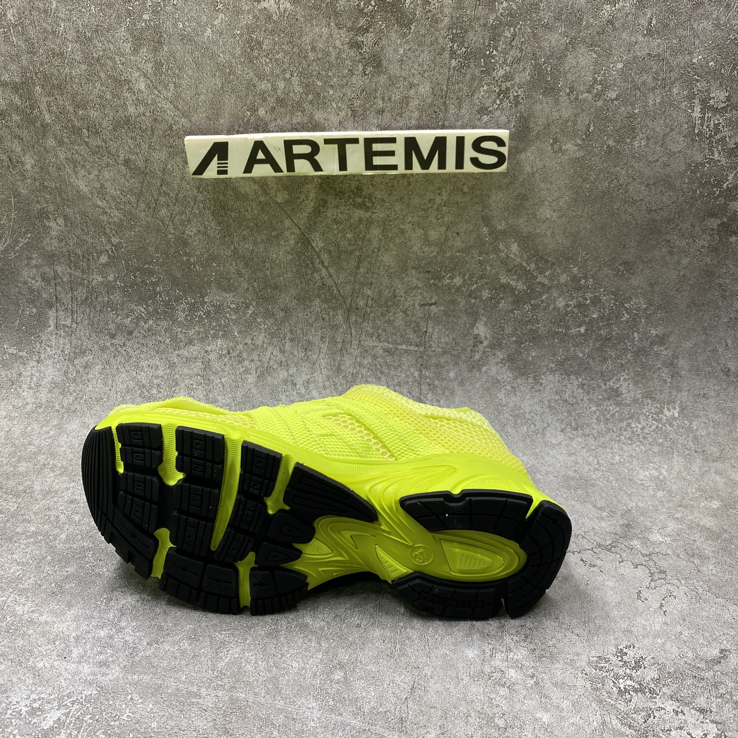 Balenciga Phantom Sneaker Yellow