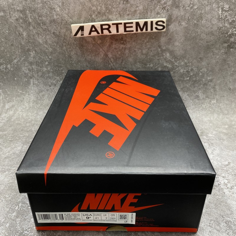 Air Jordan 1 High OG Newstalgia Chenille