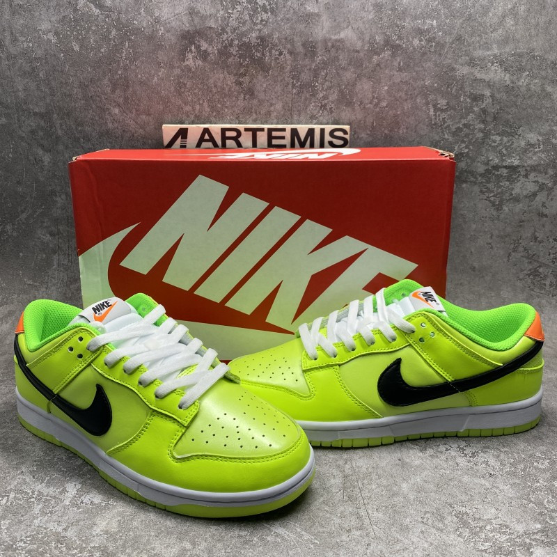 Nike Dunk Low SE Glow In The Dark