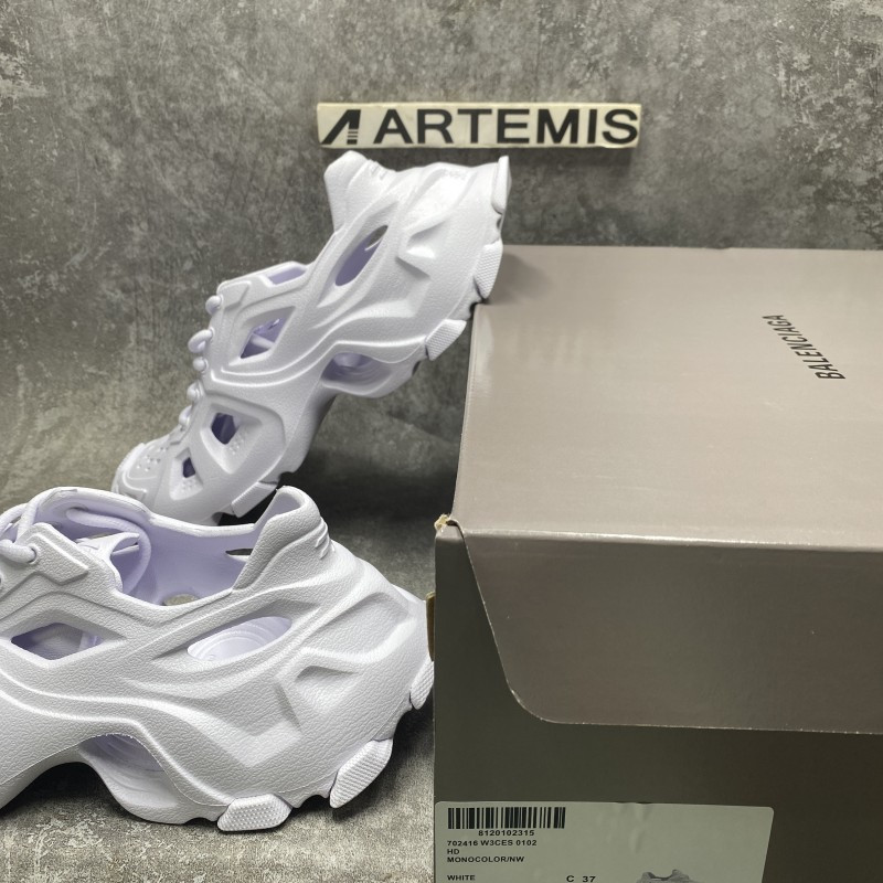 Balenciga HD Lace-Up Sneaker in light purple