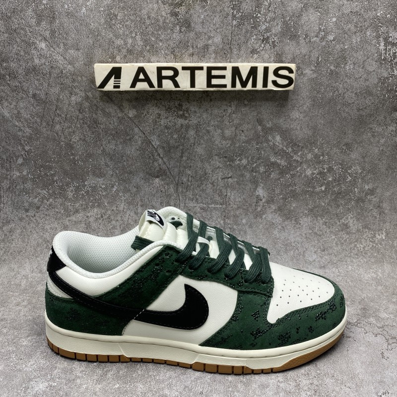 Nike Dunk Low Green Snake