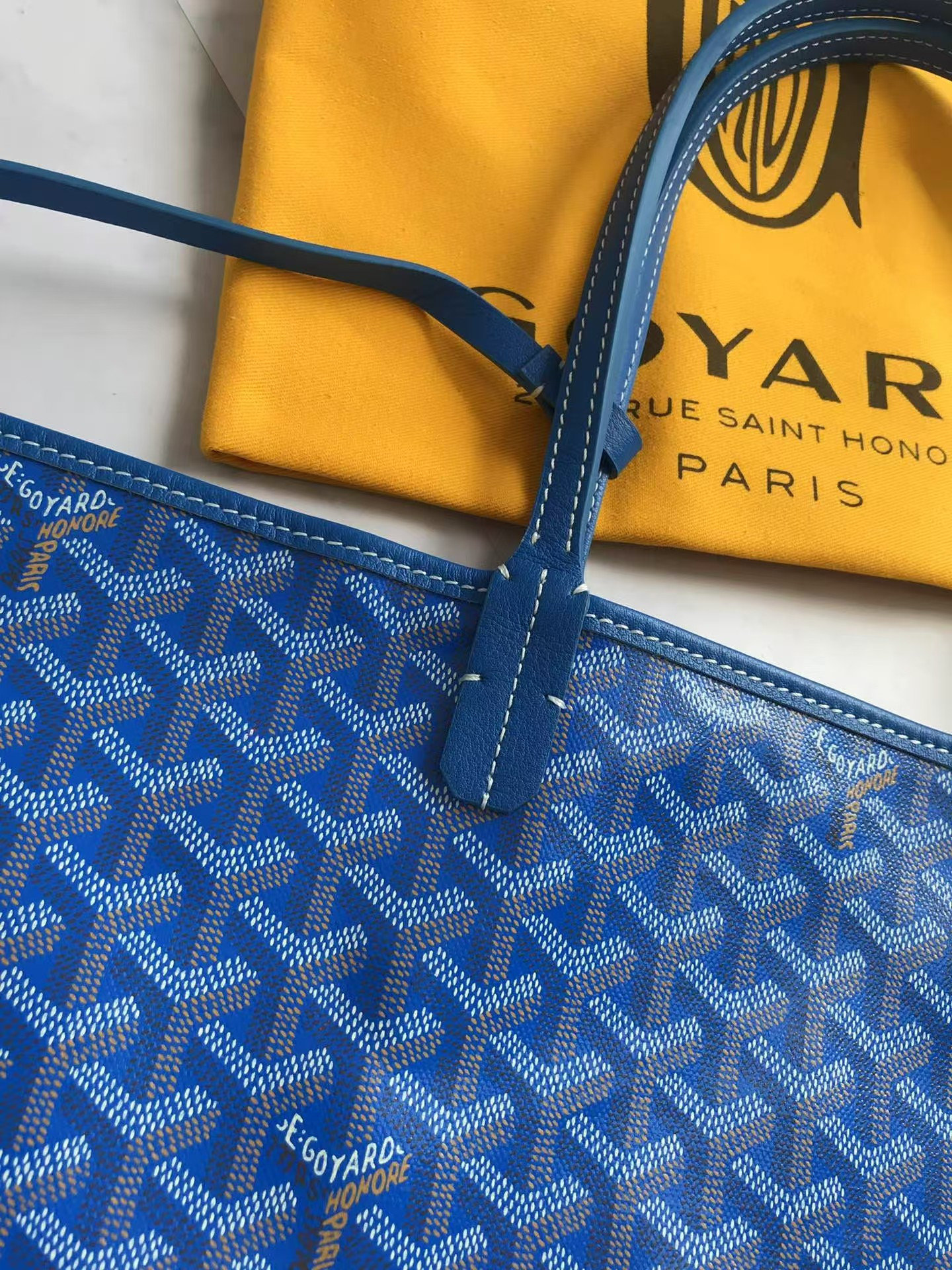 Go*ard saint l0*is gm bag 34 cm x 20 cm x 40 cm