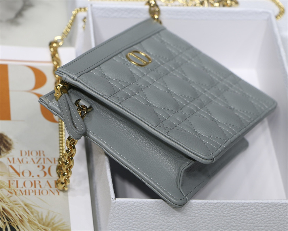 d*or caro zipped pouch with chain grey S*pple cannage calfskin 19 x 14 x 4.5 cm