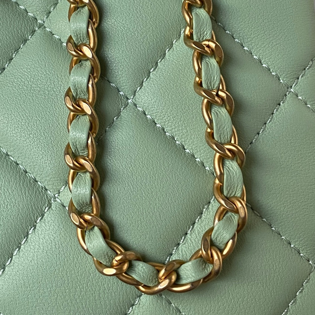 Ch*el baguette bag green 17.5×20×5cm