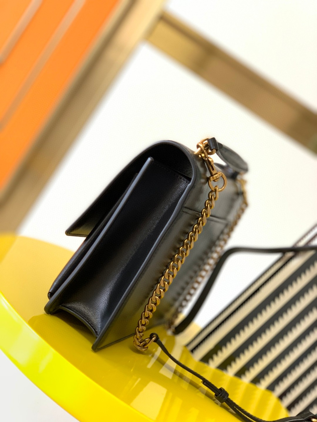 Y*L sunset large in smooth leather black 10.6 x 7 x 3.1 inches