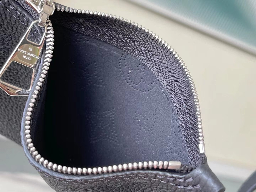 LV  Blossom M21848 20.0 x 20.0 x 12.5 CM