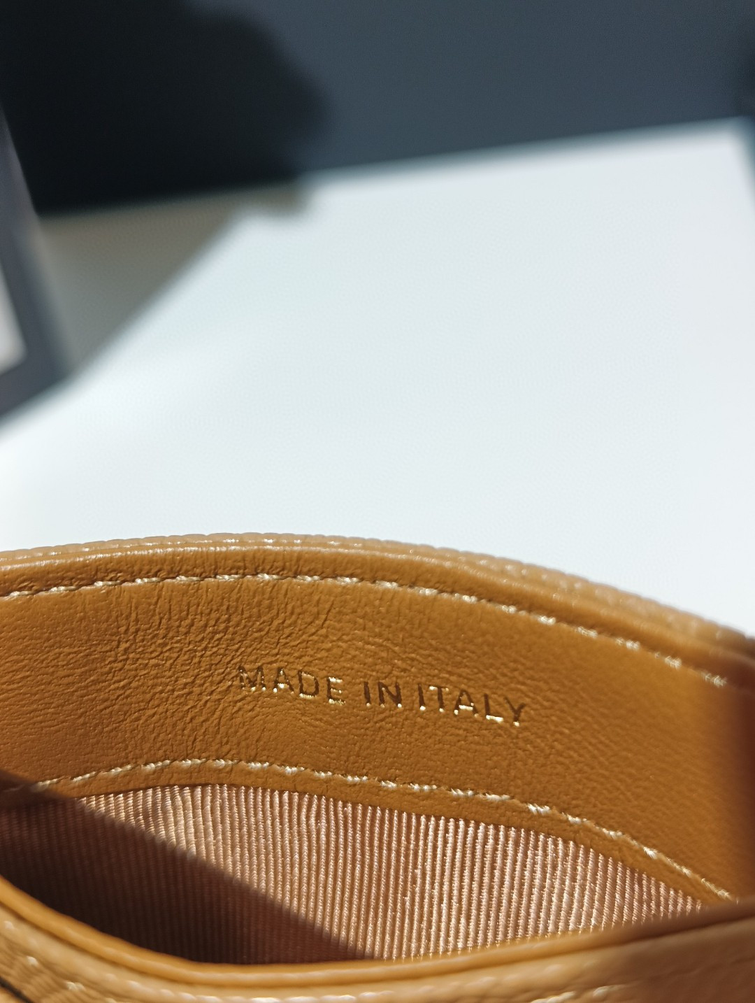 Ch*el card holder 10cm