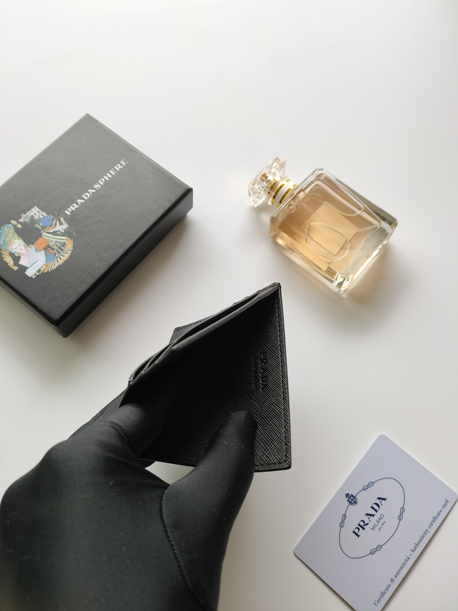 Pra*a card holder 8-10cm