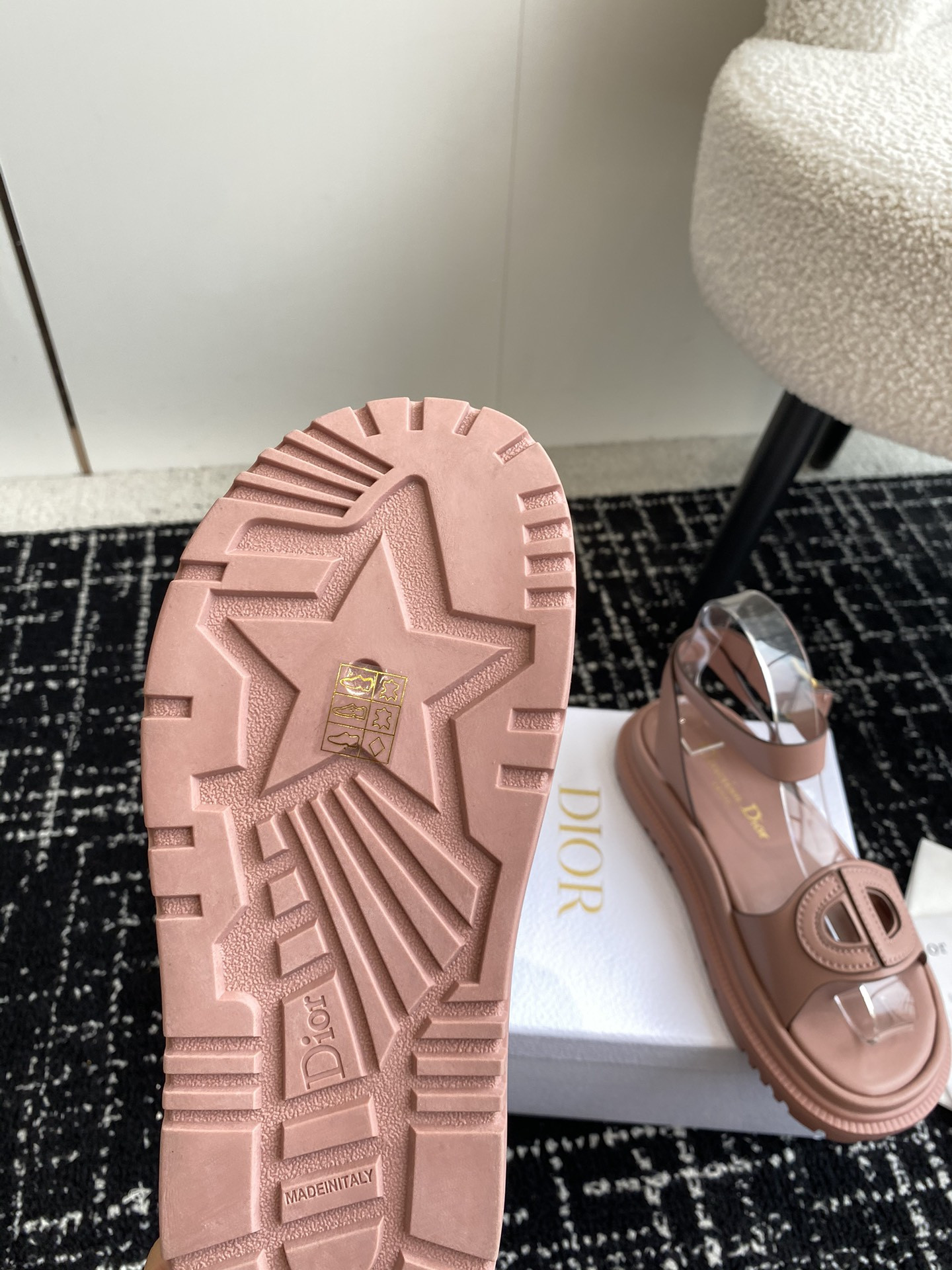 UA D-Club Sandal
