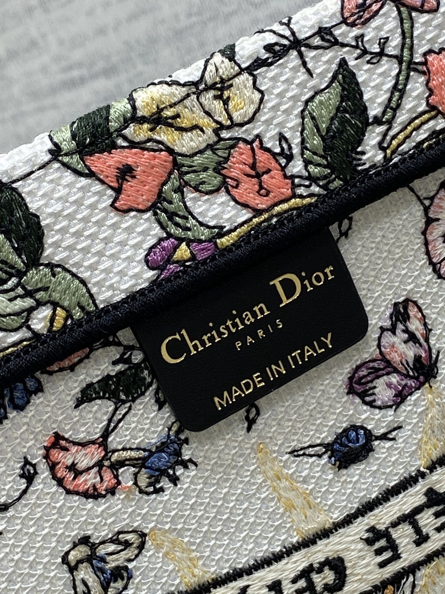 D*or book tote  ecru multicolor 42x18x35cm