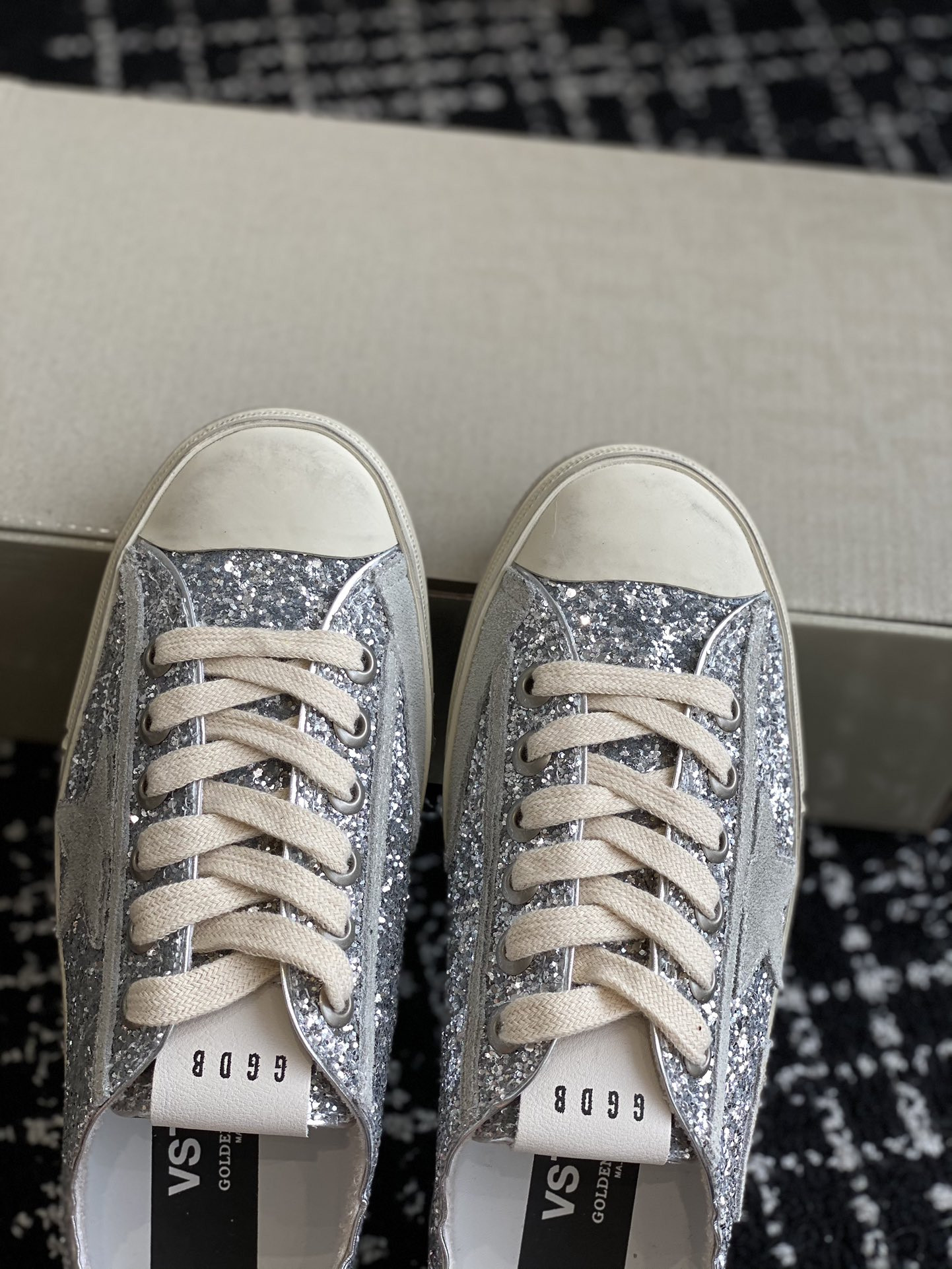 UA Golden Goose V-STAR Sneaker