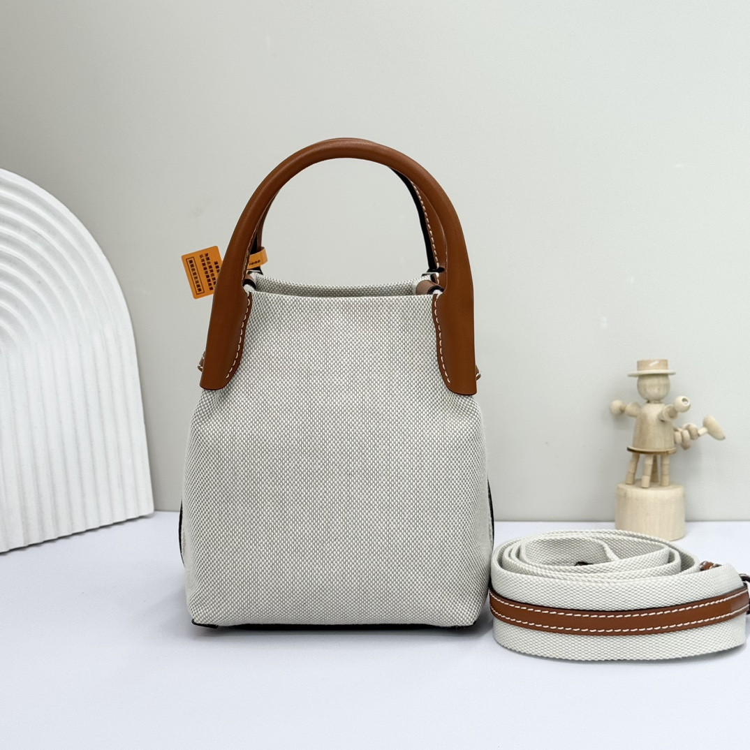 L**o p*ana micro bale bag cotton, linen 23 x 16 x 14 cm