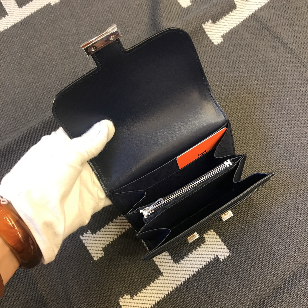 H**me5 wallet 13x12cm