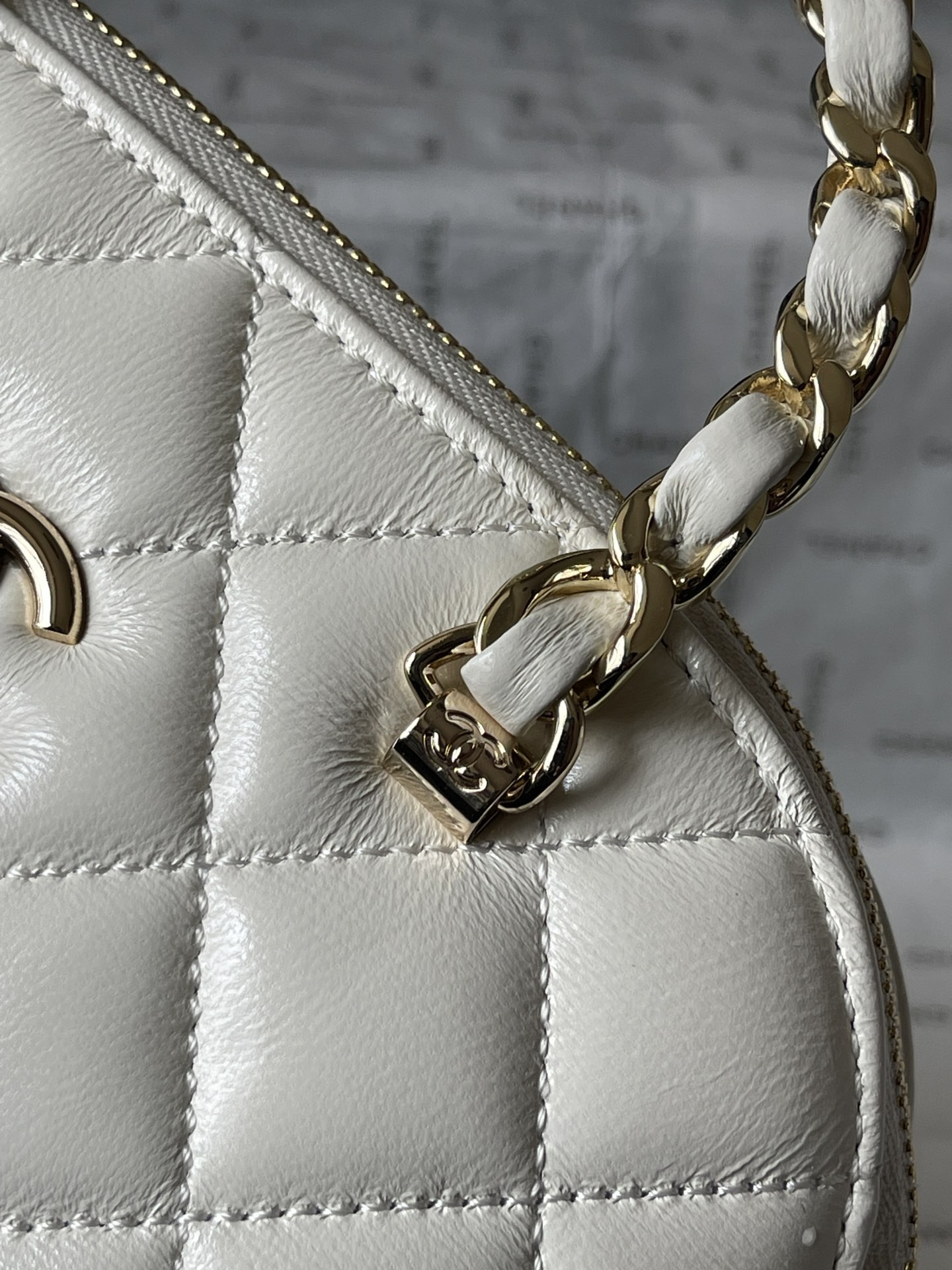 Ch*el small shopping bag 15x20x6cm