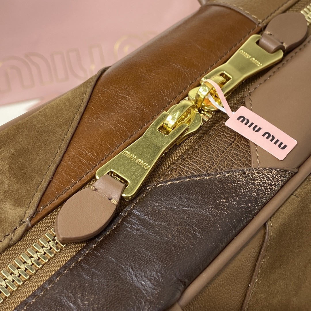 Miu Miu Leather patchwork Beau bag 23x34x10cm