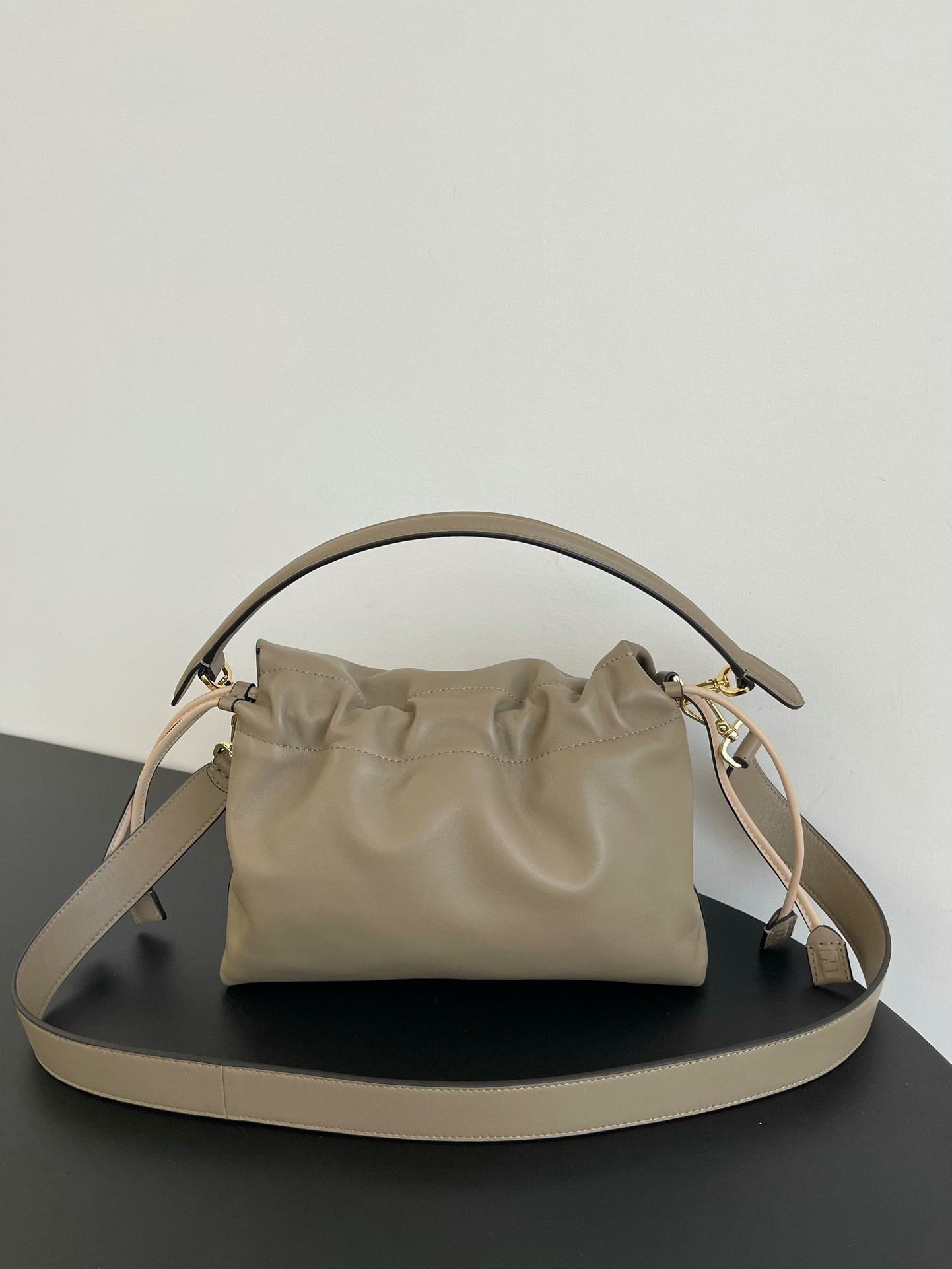 F**di mamma baguette medium 26.5x8.5x18cm