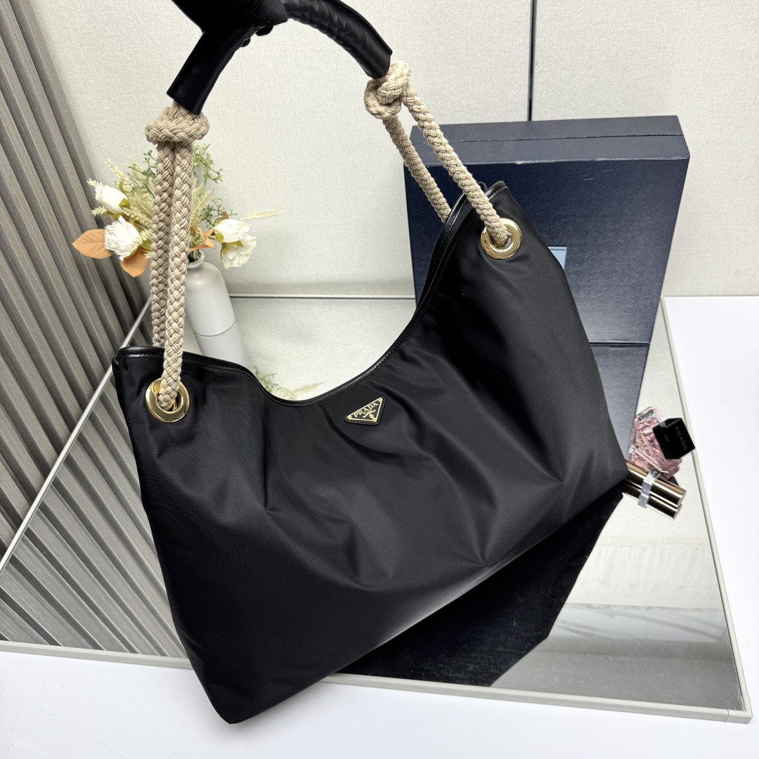 Pra*a mariner large re-nylon shoulder bag 48x39x14cm