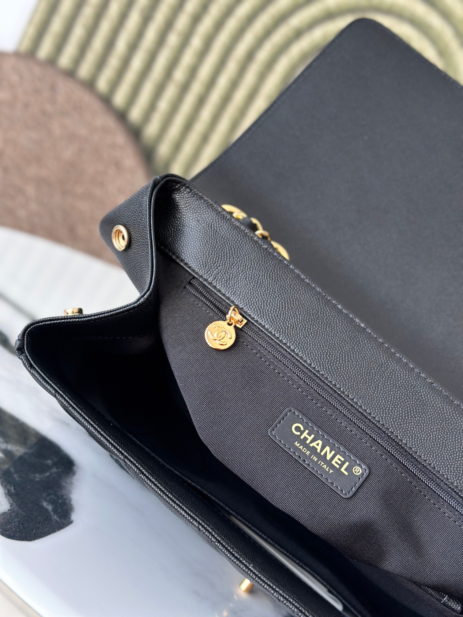 Ch*el shoulder chain bag 33x11x23cm