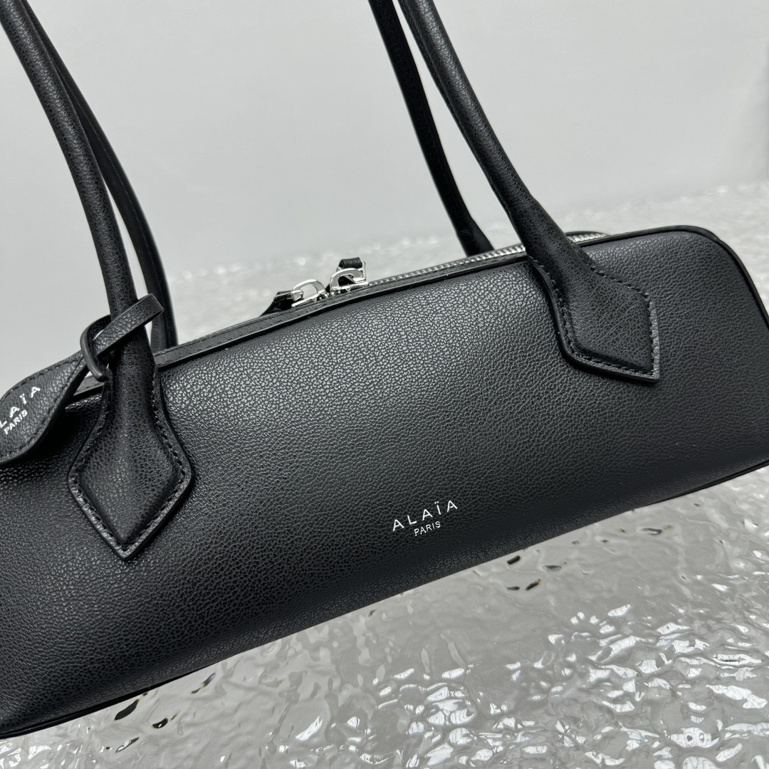 ALAÏA LE TECKEL SMALL BAG 27x9x8cm