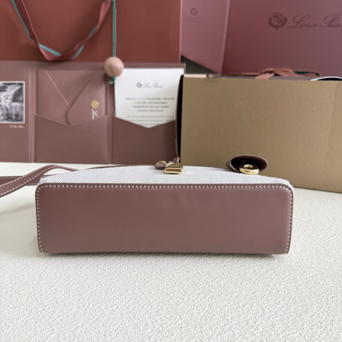 L**o p*ana extra bag l23 23x12x7cm