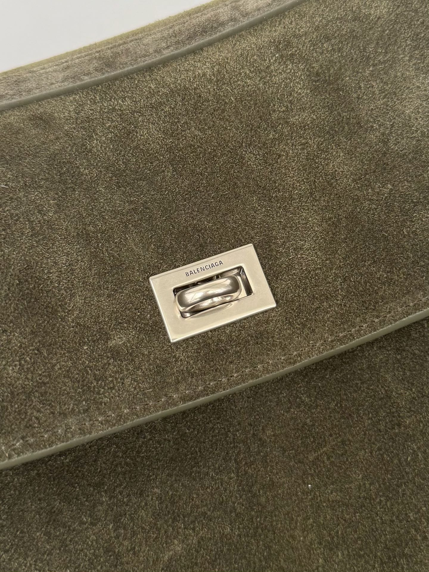 Ba*len*cia*ga rodeo medium 35x23.3x10.9cm